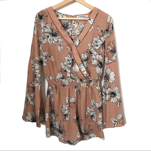 August Winds Romper Bell Sleeve Floral Pattern S - Picture 1 of 8